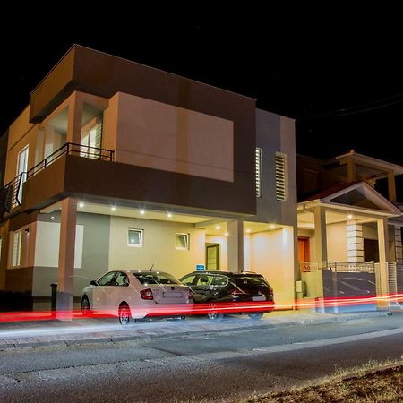 Vila Manuela Aparthotel Gevgelija Exterior photo