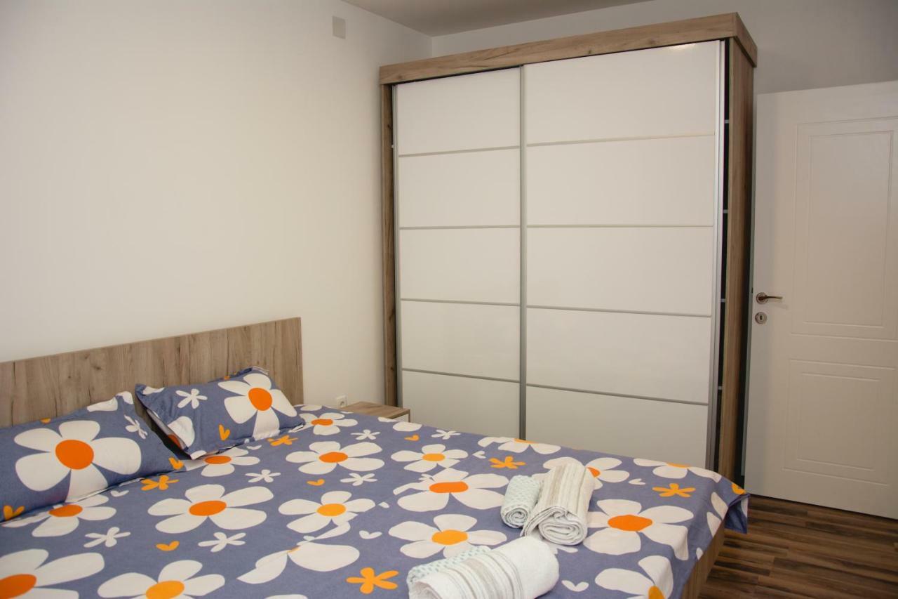 Vila Manuela Aparthotel Gevgelija Exterior photo